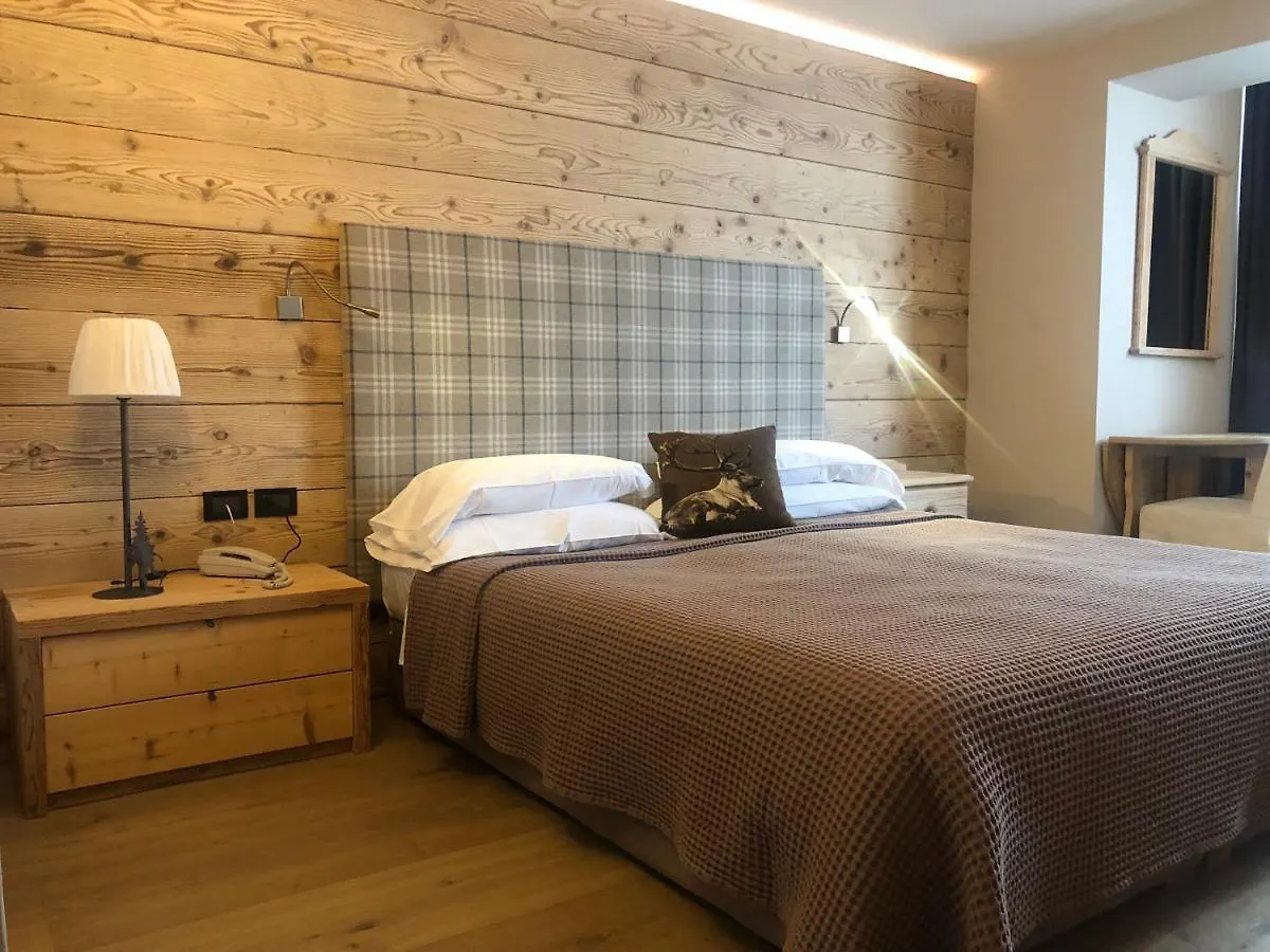 Hotel Vecchia Stazione Mountain Elegance Roana 3*,  Italy